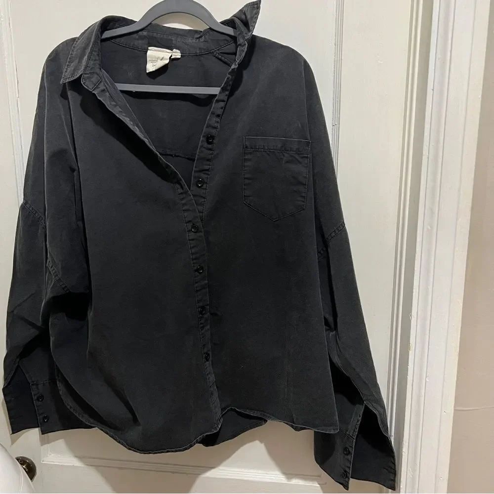 Artistic Works by Lee Black Drop Shoulder Modern Button Down Women's Large